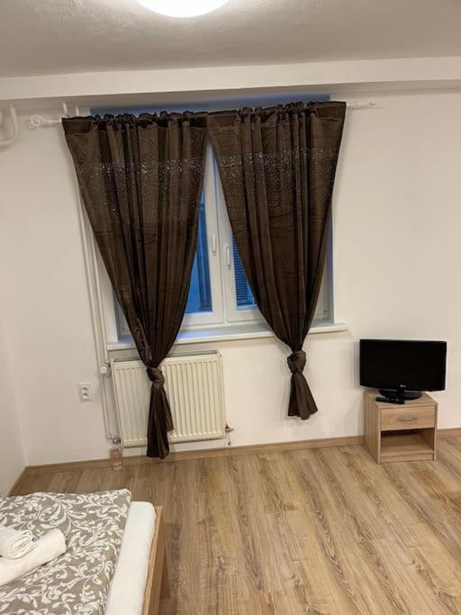 Bada Bing Plaza Apartamento Bratislava Exterior foto